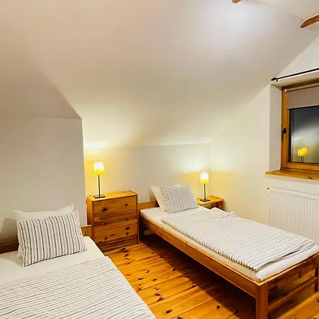 Dom Wsrod Sosen Lantgård