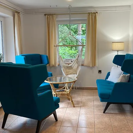 Alloggio per agriturismo Dom Wsrod Sosen Rzedkowice