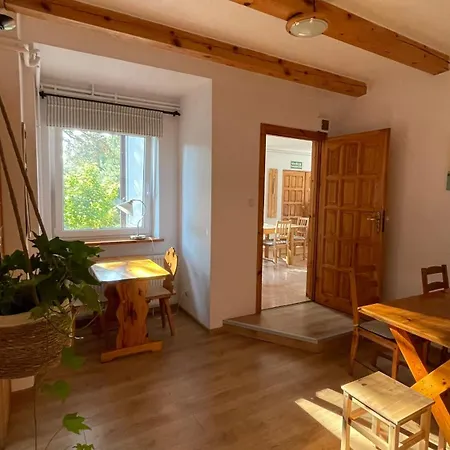Alojamento de Turismo Rural Dom Wśród Sosen Rzedkowice